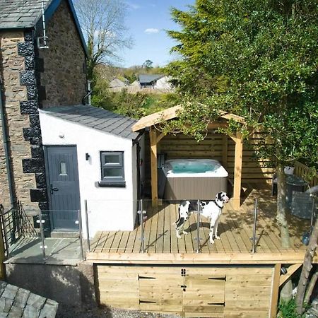 Luxurious Cottage With Hot Tub, Lake District Duddon Exterior foto